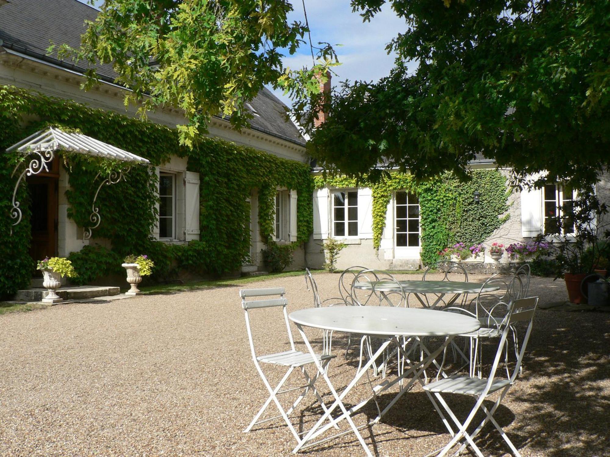 Le Clos De La Chesneraie Saint-Georges-sur-Cher Exteriör bild