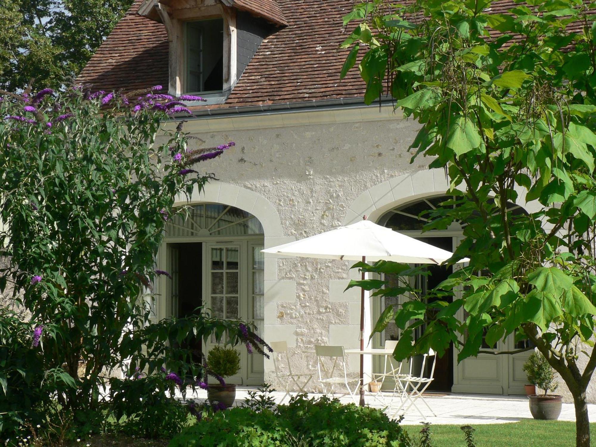 Le Clos De La Chesneraie Saint-Georges-sur-Cher Exteriör bild